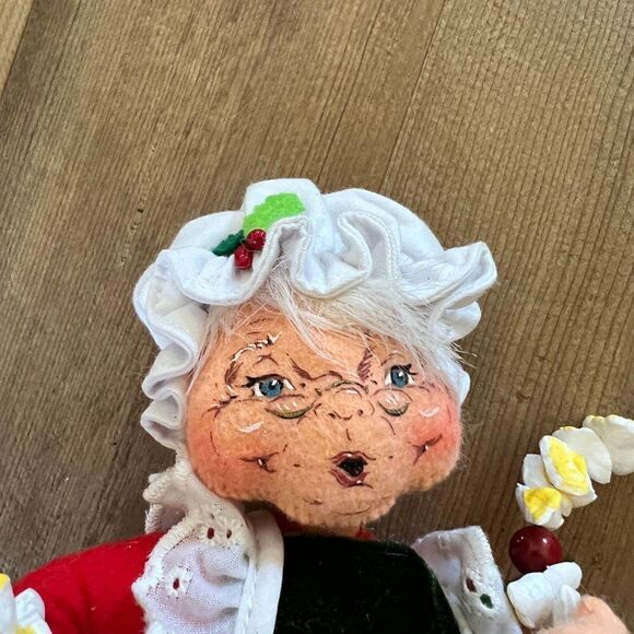 Annalee Mrs. Claus Popcorn and Cranberry 2006 - Picture 2 of 6